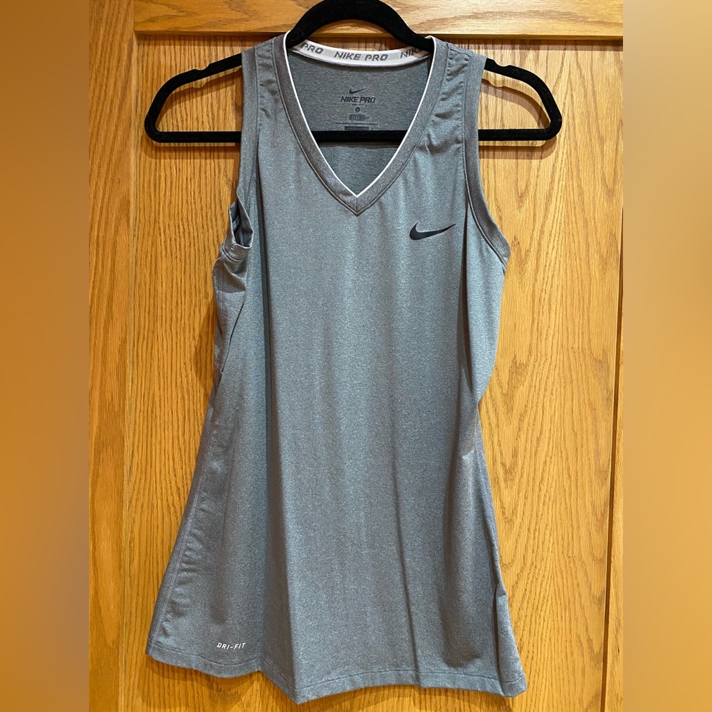 Nike Pro dri-fit, fitted Women’s gray tank top size medium.